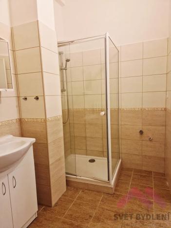 Pronájem bytu 1+1, Praha - Vinohrady, Kouřimská, 35 m2