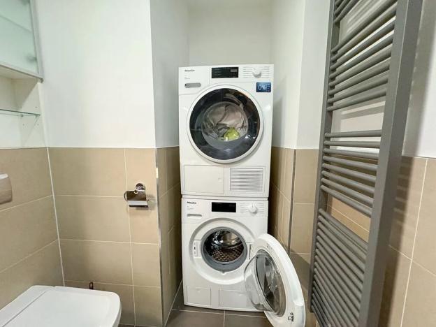 Pronájem bytu 2+kk, Praha - Podolí, 75 m2