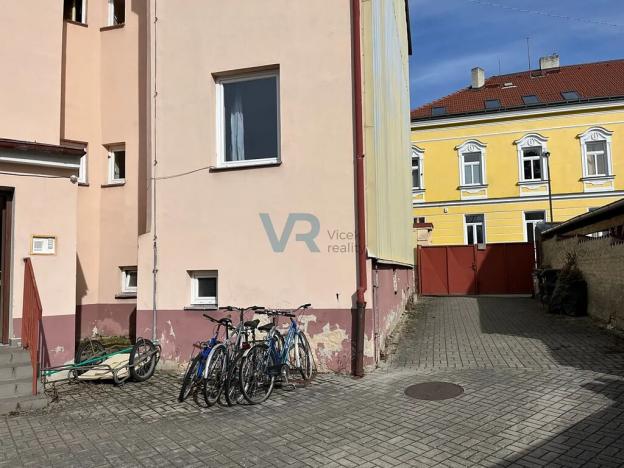 Prodej bytu 2+1, České Velenice, Komenského, 80 m2