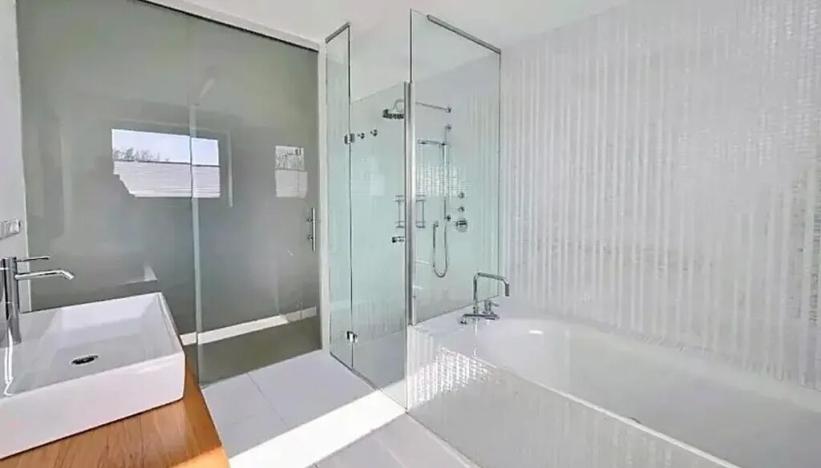 Pronájem bytu 3+kk, Praha, U Dívčích hradů, 123 m2