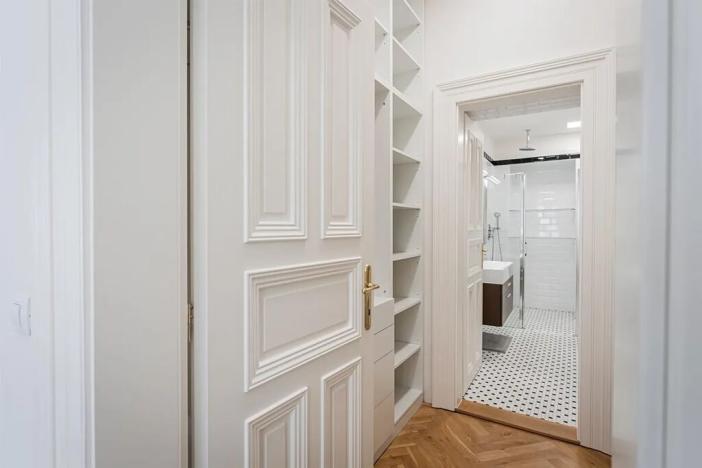 Pronájem bytu 2+kk, Praha - Bubeneč, Šmeralova, 51 m2