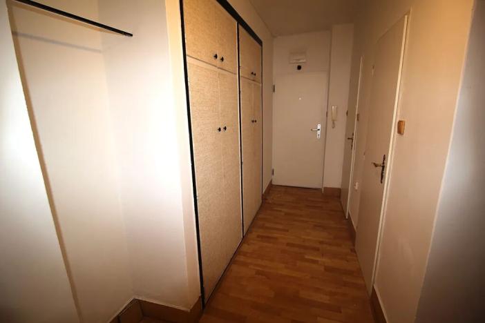 Pronájem bytu 3+1, Praha - Podolí, Gončarenkova, 82 m2