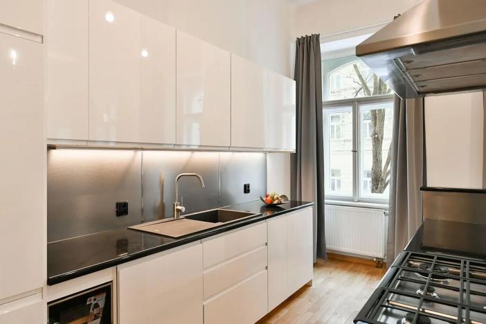 Pronájem bytu 3+1, Praha - Vinohrady, Mánesova, 118 m2