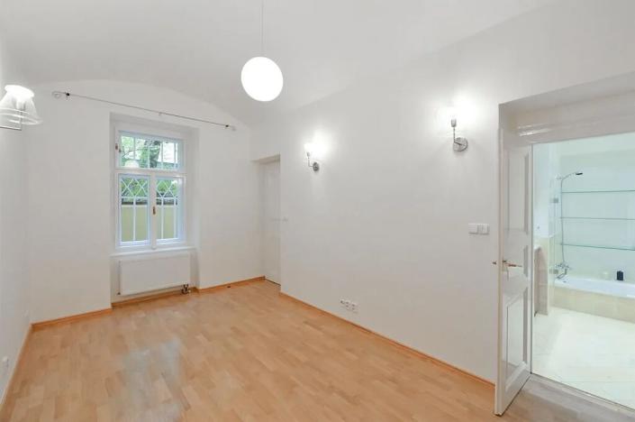 Pronájem bytu 3+1, Praha - Vinohrady, Mánesova, 118 m2