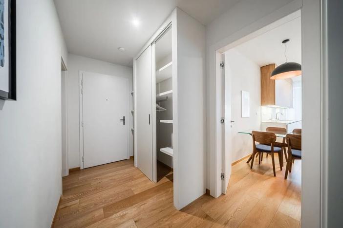 Pronájem bytu 2+kk, Praha - Smíchov, Holečkova, 77 m2