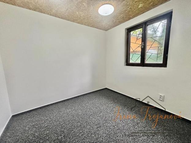 Prodej chaty, Lešany, 45 m2