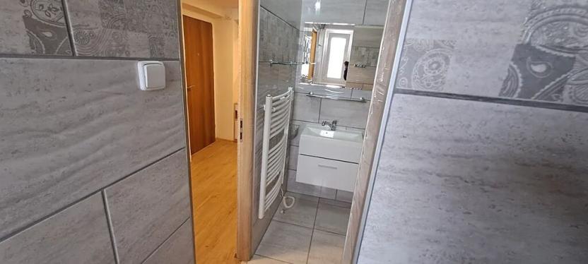 Prodej bytu 2+1, Meziměstí, Tovární, 66 m2