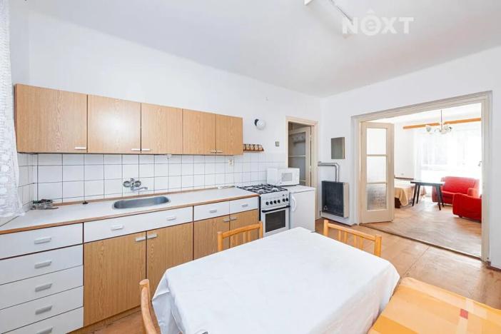 Prodej bytu 2+1, Chvaletice, Dukelská, 52 m2