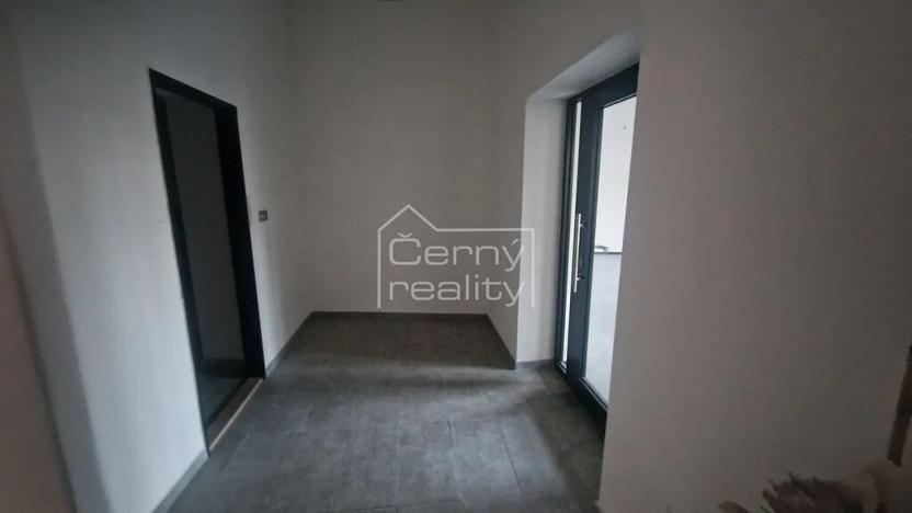 Pronájem obchodního prostoru, Hronov, Hostovského, 180 m2