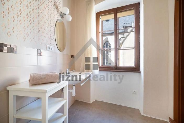 Prodej rodinného domu, Rožmberk nad Vltavou, 198 m2