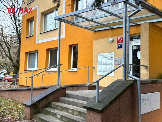 Pronájem bytu 1+kk, Praha - Prosek, Jetřichovická, 30 m2