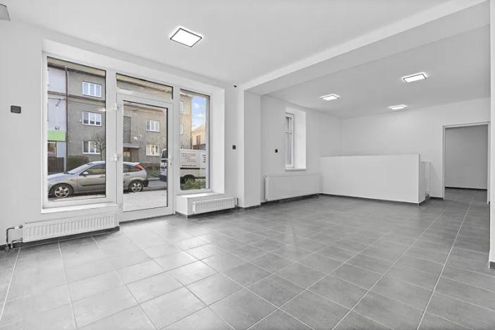 Pronájem obchodního prostoru, Zlín, Kvítková, 74 m2