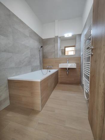 Pronájem bytu 2+kk, Klatovy, Cibulkova, 57 m2