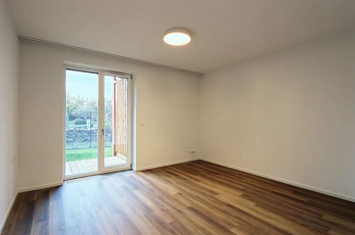 Pronájem bytu 2+kk, Dolní Břežany, 5. Května, 70 m2