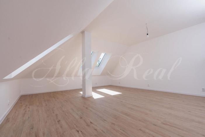 Prodej bytu 4+kk, Ostopovice, B. Němcové, 170 m2