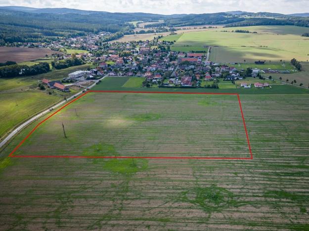Prodej pole, Podluhy, 25484 m2