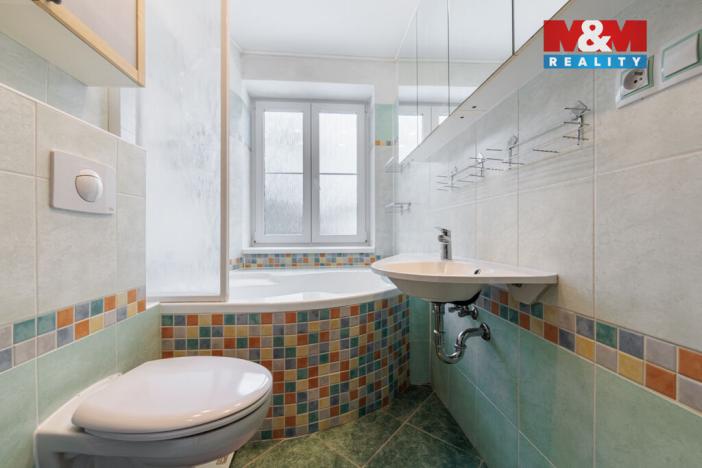 Prodej bytu 4+1, Karlovy Vary, Sládkova, 94 m2