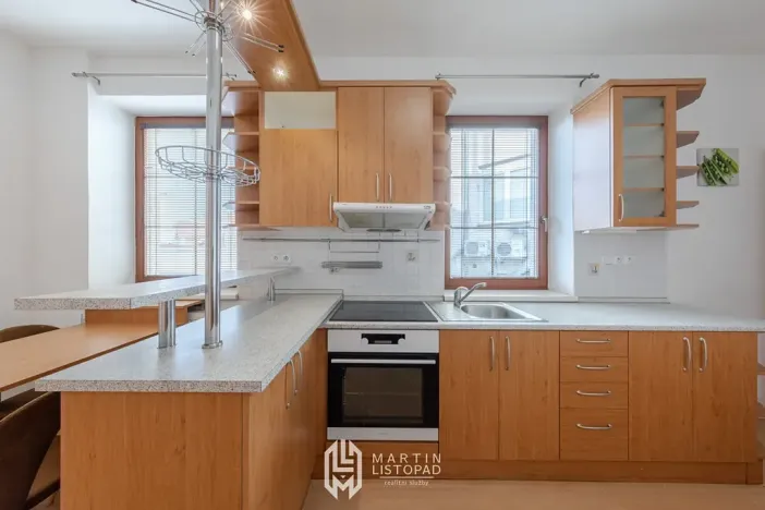 Prodej bytu 2+1, Olomouc, tř. Svornosti, 57 m2