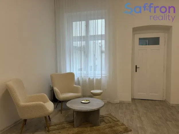 Pronájem obchodního prostoru, Plzeň, Perlová, 48 m2