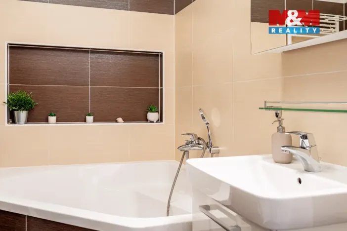 Prodej bytu 3+kk, Jihlava, U Dlouhé stěny, 74 m2