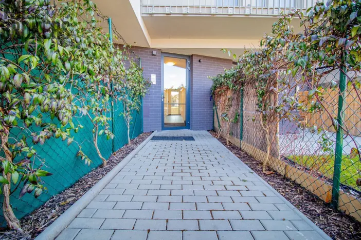 Pronájem bytu 2+kk, Neratovice - Byškovice, Byškovická, 51 m2