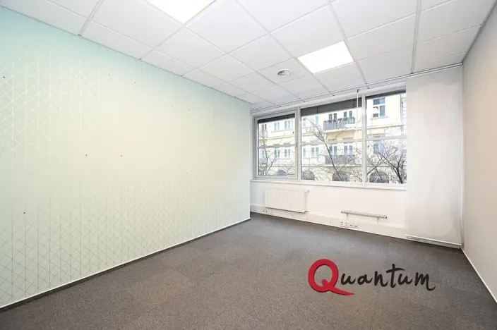 Pronájem kanceláře, Praha - Vinohrady, Šafaříkova, 131 m2