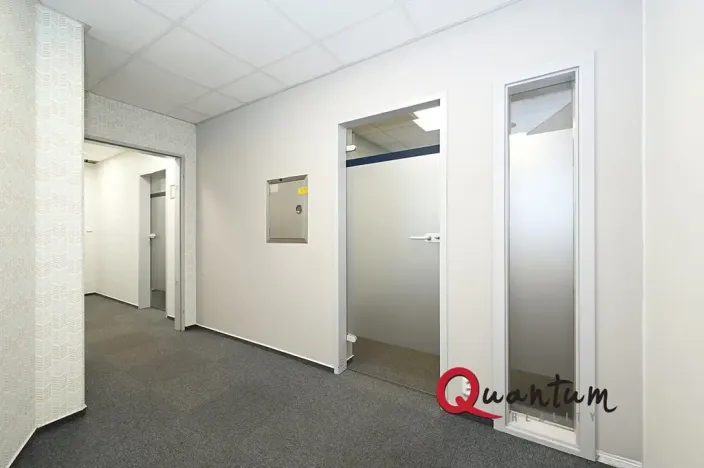 Pronájem kanceláře, Praha - Vinohrady, Šafaříkova, 131 m2