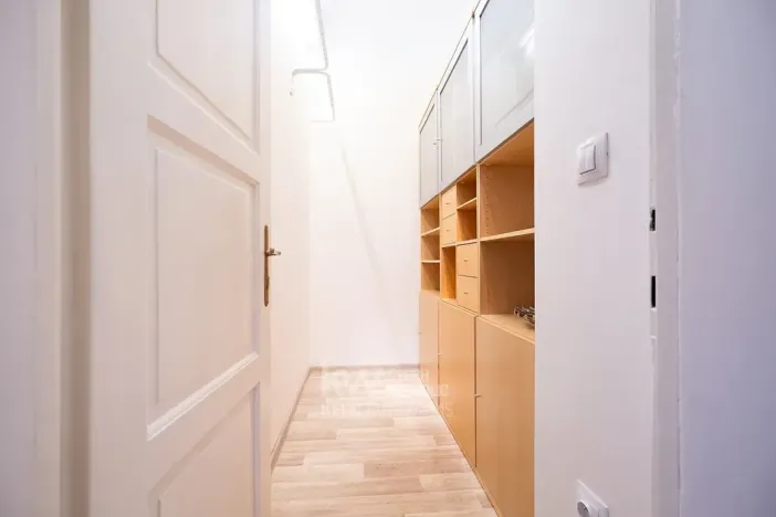 Pronájem bytu 2+kk, Praha - Žižkov, Jičínská, 66 m2