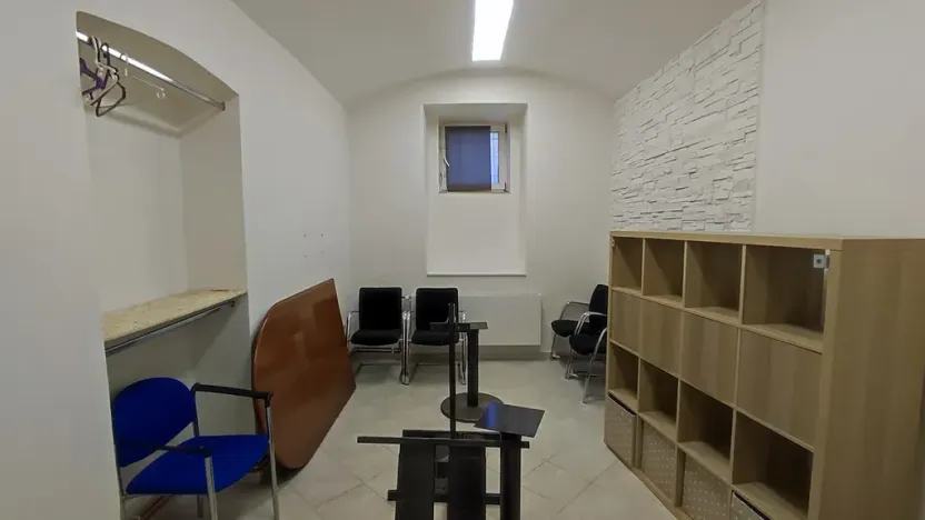 Prodej obchodního prostoru, Praha, Wenzigova, 52 m2