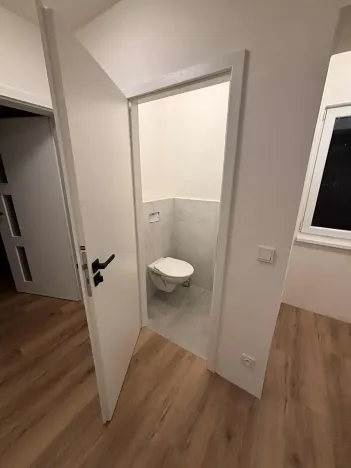 Pronájem bytu 2+kk, Liberec, Jabloňová, 58 m2
