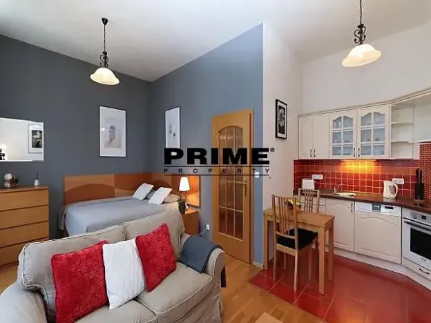 Pronájem bytu 1+kk, Praha - Vinohrady, Sázavská, 35 m2