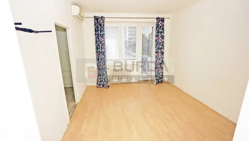 Prodej bytu 2+1, Neratovice, 66 m2