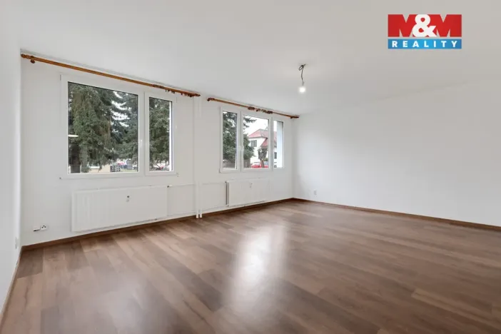 Prodej bytu 3+1, Žebrák, Sídliště, 70 m2