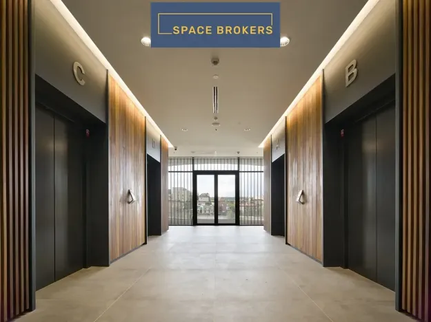 Pronájem kanceláře, Praha, Radlická, 1000 m2