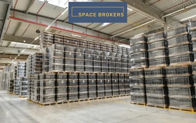 Pronájem skladu, Aš, 5150 m2