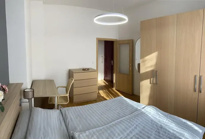 Pronájem bytu 3+kk, Praha - Vinohrady, Na Kozačce, 60 m2