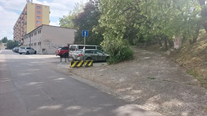 Prodej garážového stání, Brno, Vysoká, 13 m2
