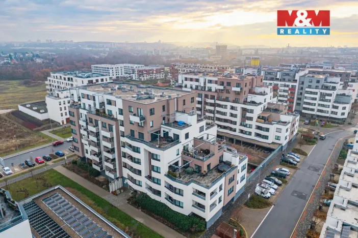 Prodej bytu 2+kk, Praha - Dolní Měcholupy, Honzíkova, 54 m2