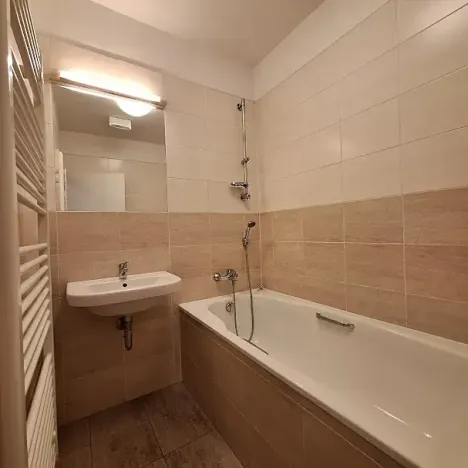 Pronájem bytu 3+kk, Praha - Holešovice, Na Maninách, 57 m2