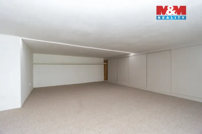 Prodej bytu 2+kk, Pardubice, K Polabinám, 43 m2