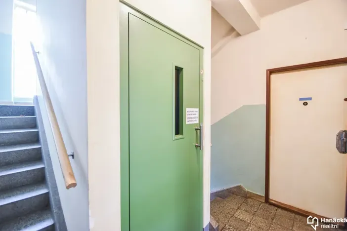 Prodej bytu 2+1, Olomouc, tř. Svornosti, 48 m2