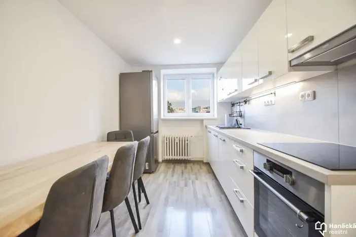 Pronájem bytu 3+1, Olomouc, Albertova, 72 m2