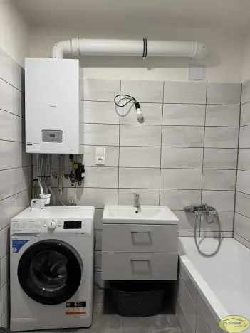 Pronájem bytu 2+1, Kroměříž, Velehradská, 67 m2