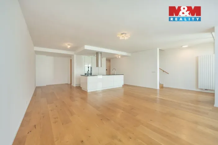 Prodej rodinného domu, Praha - Libuš, V Hrobech, 279 m2