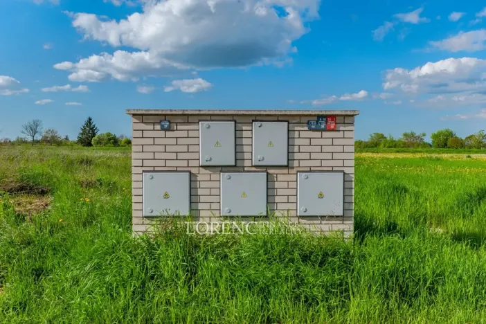 Prodej pozemku, Praha - Kbely, Ponikelská, 707 m2