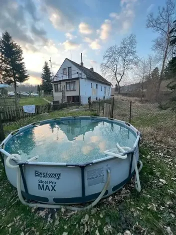 Prodej podílu vícegeneračního domu, Lužná, Čejkovka, 250 m2