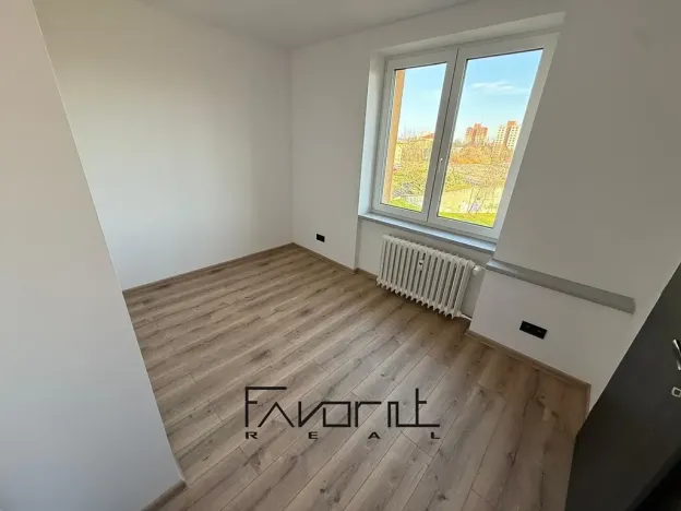 Pronájem bytu 2+kk, Ostrava, Svazácká, 40 m2