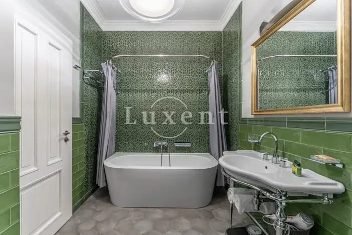 Prodej bytu 2+kk, Karlovy Vary, Vřídelní, 63 m2