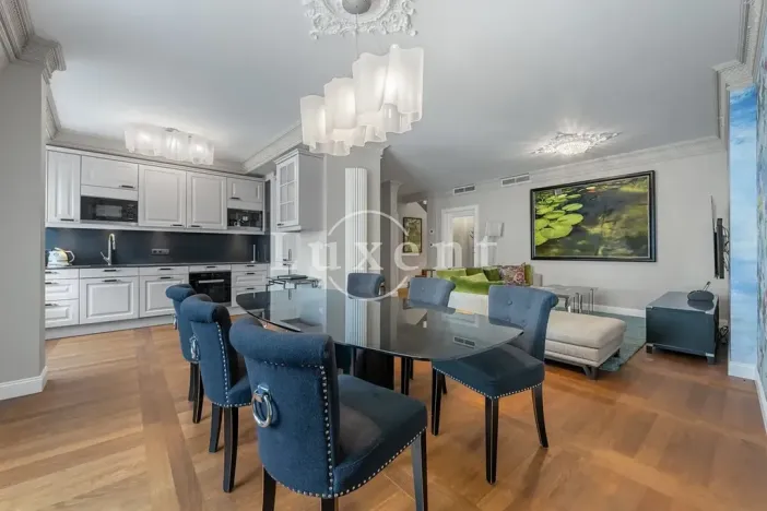 Prodej bytu 4+kk, Karlovy Vary, Vřídelní, 162 m2