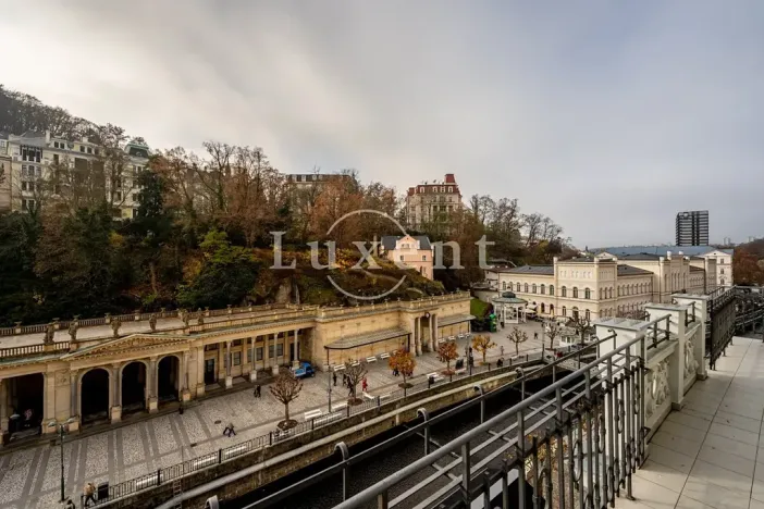 Prodej bytu 4+kk, Karlovy Vary, Vřídelní, 162 m2